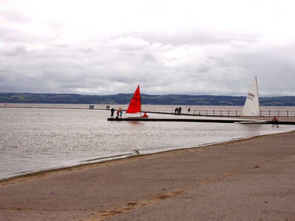 Sailing dinghies on West Kirby Marine Lake
